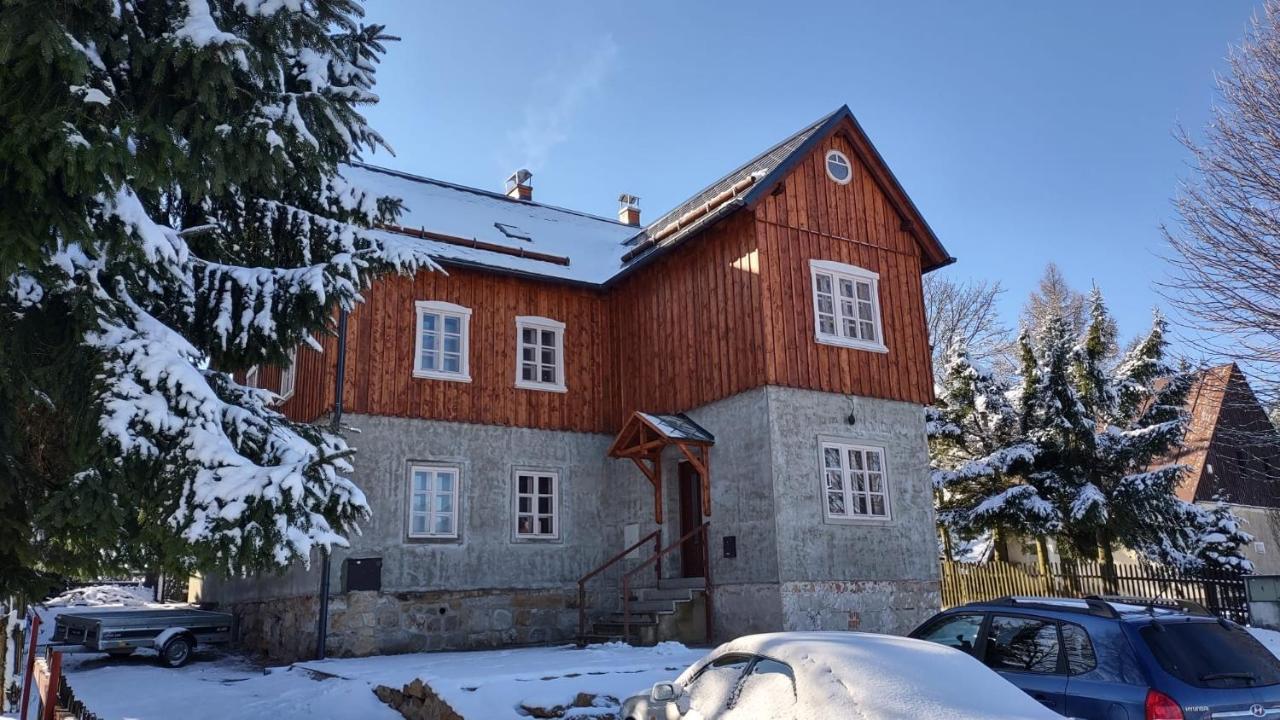 Na Vyhlidce Hotel Krompach Екстериор снимка