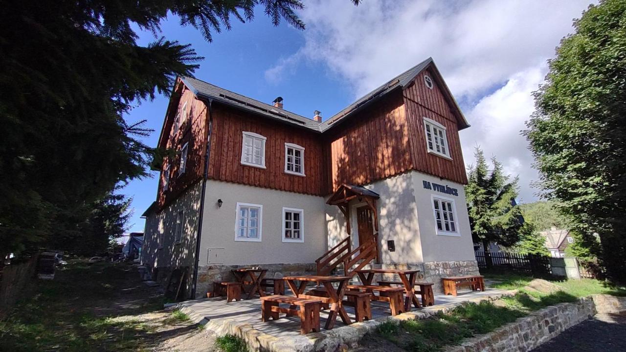 Na Vyhlidce Hotel Krompach Екстериор снимка